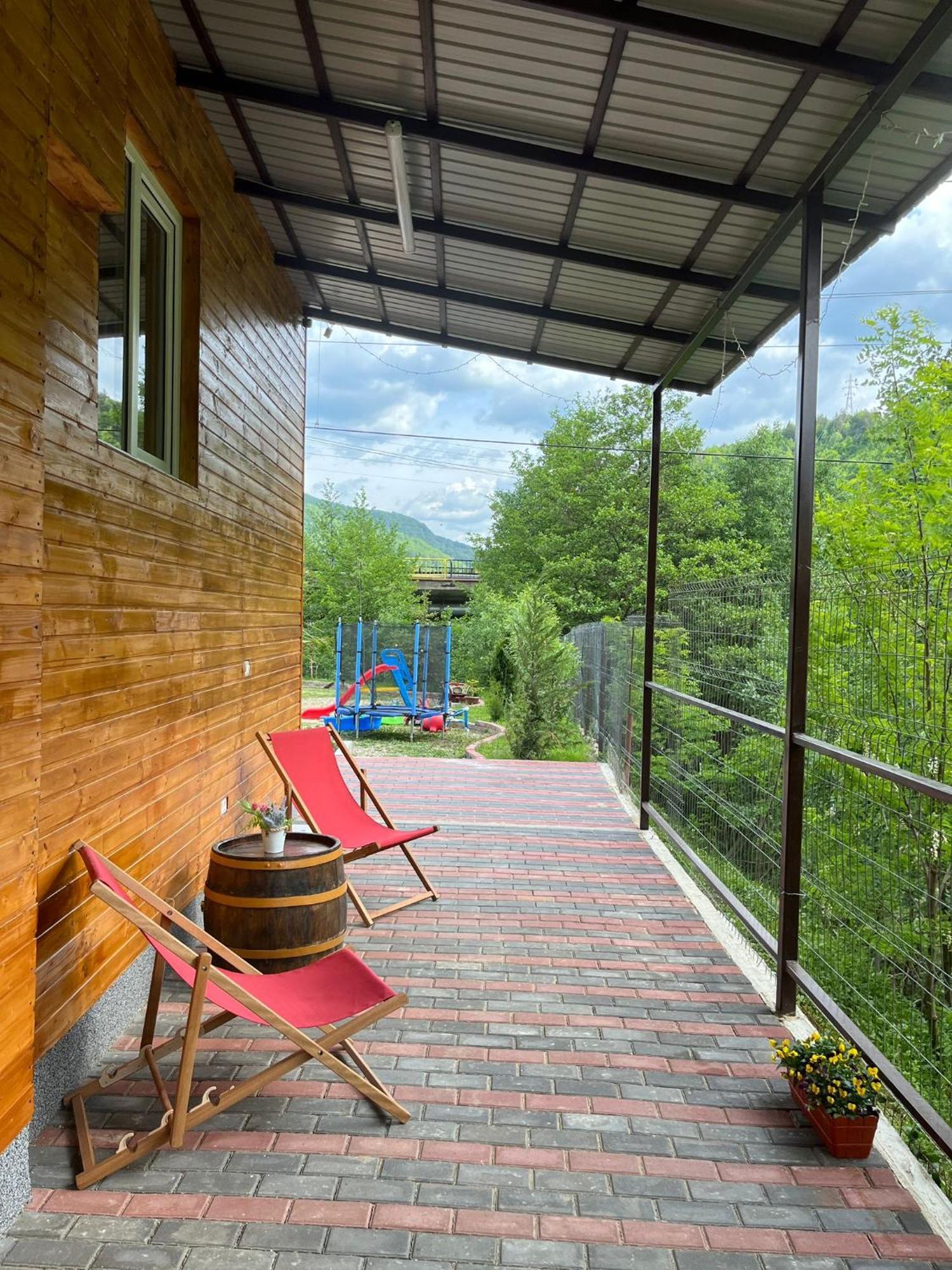 Casa Vio Guest House Nehoiu Exterior photo